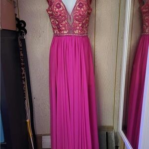 Chic Fuchsia Lace Prom Dress